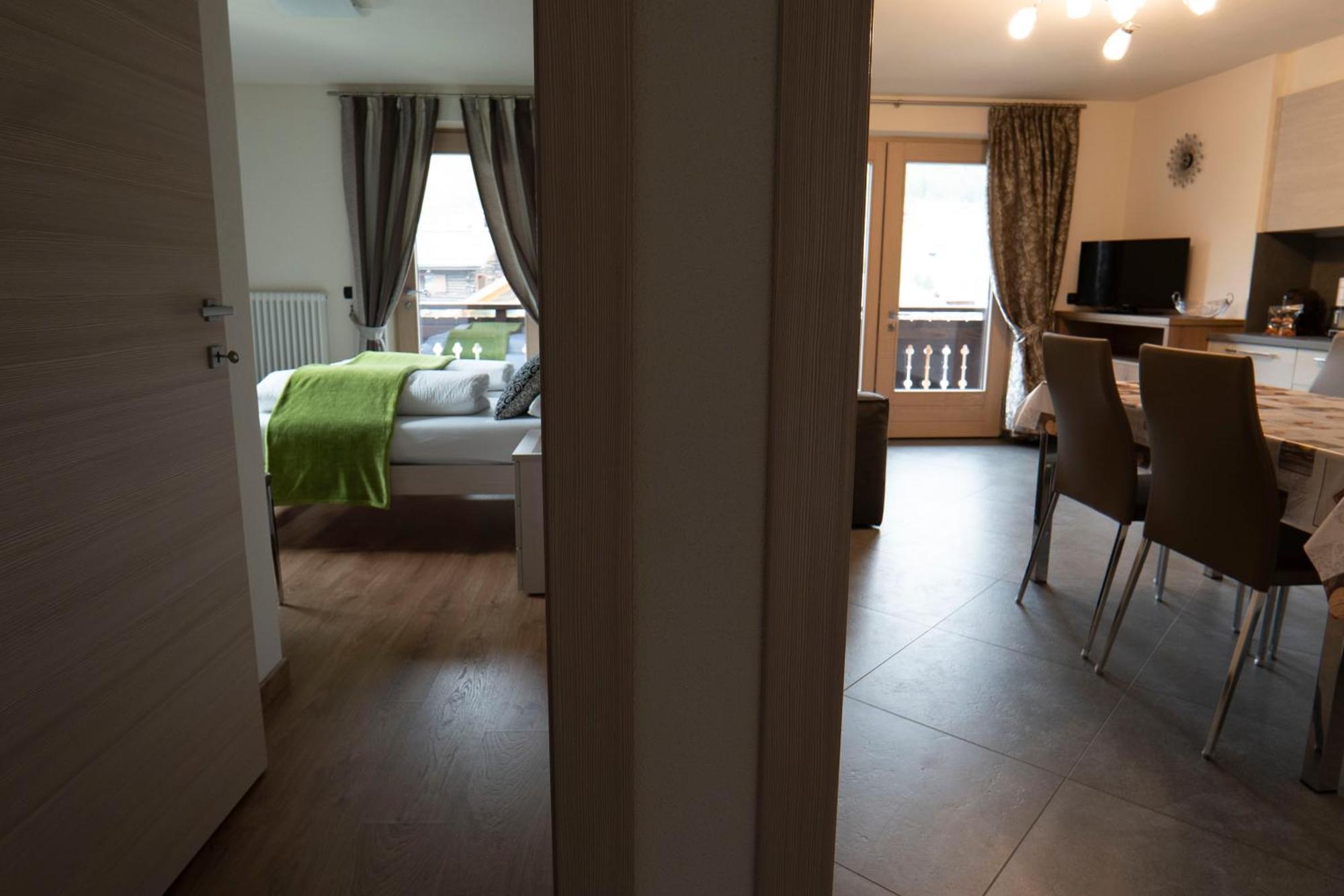 Al Camanel Apartment Livigno Exterior photo
