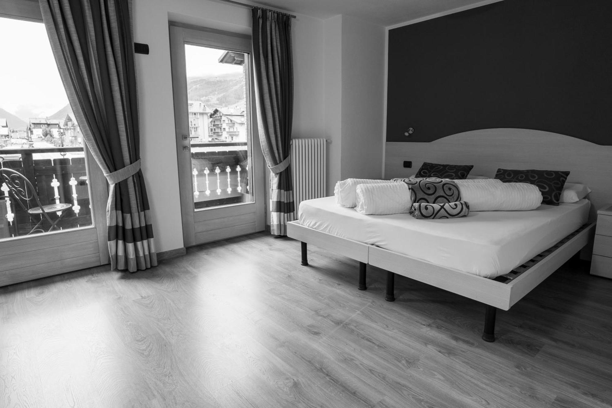 Al Camanel Apartment Livigno Exterior photo